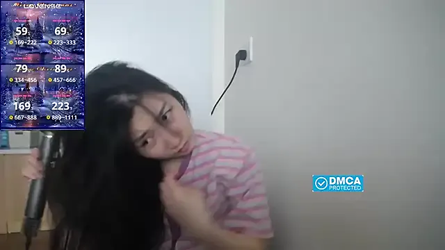 Offline Asiagirll on StripChat