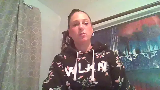 Audrey_hotty — oil up my body make cum my pretty pussy