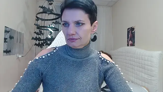 Freechat AvaSaturnian on StripChat