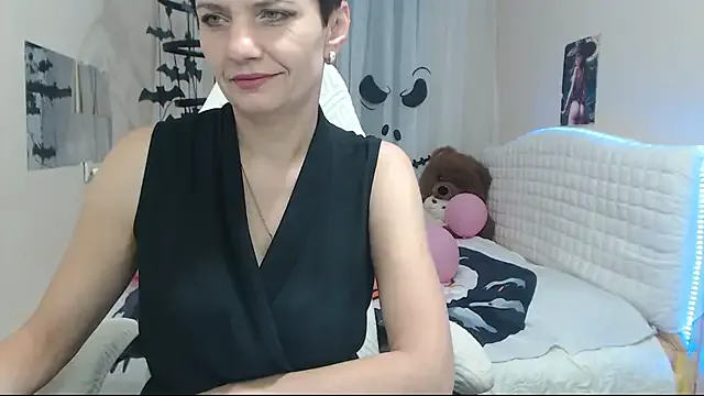 Freechat AvaSaturnian on StripChat