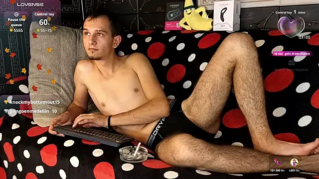 Offline AxelMassimo on StripChat