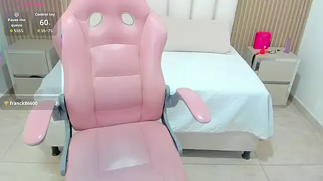 Offline Aziz_daud on StripChat