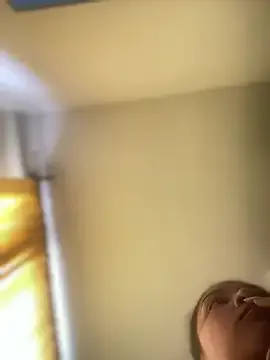 baby_lizy on StripChat