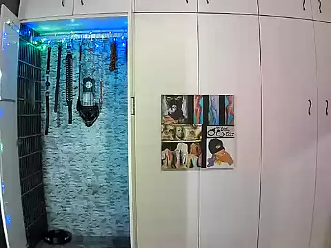 Offline BaDSubMiss on StripChat