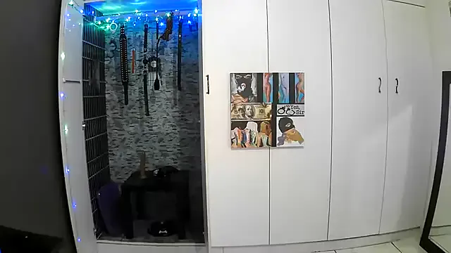 Offline BaDSubMiss on StripChat