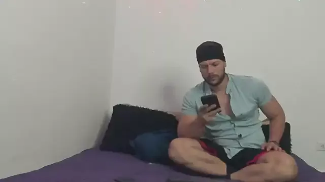 Offline bakersboyssexys on StripChat