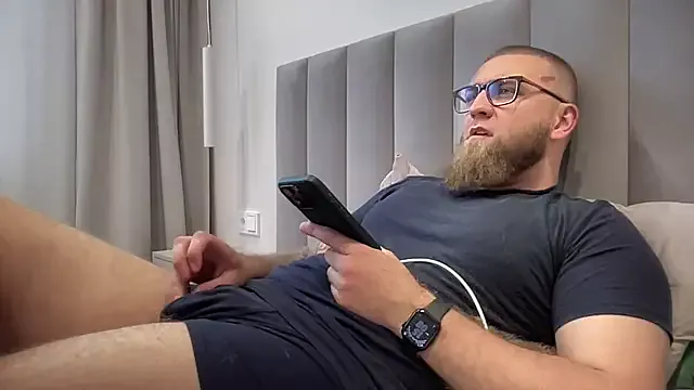 Offline Bear_bear_ on StripChat