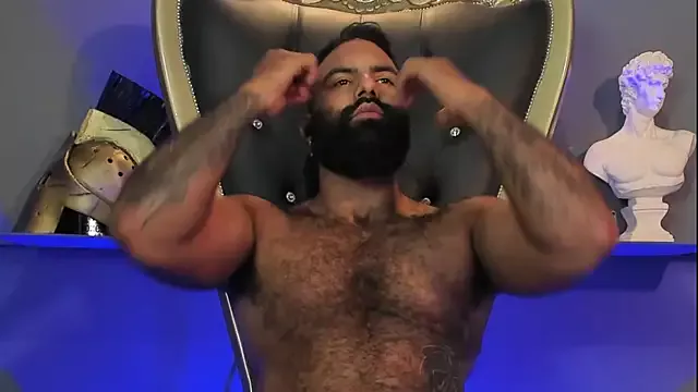 Offline BeardAndrew on StripChat