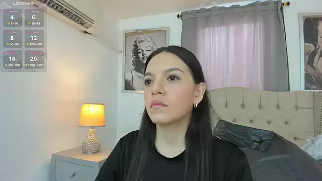 Freechat Beautyari_ on StripChat