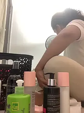 Belindamuller — show with oil on breasts