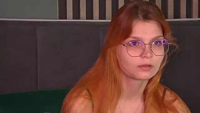 Offline BellaMarebelle on StripChat