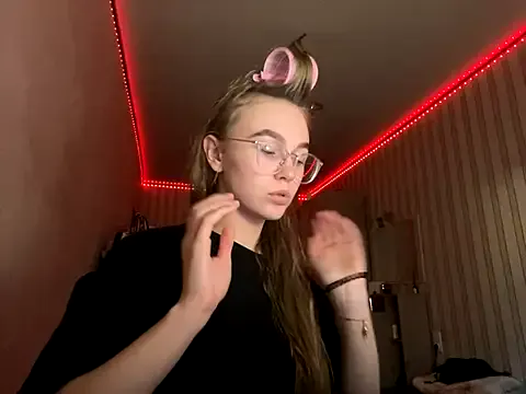 bellameow88 on StripChat