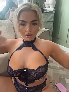 Offline BelleXx on StripChat