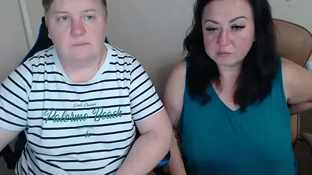 Offline Bertie_Adeline on StripChat