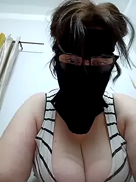 big_yoyo on StripChat