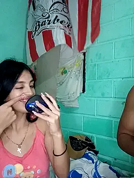 Offline Bigtiti01 on StripChat