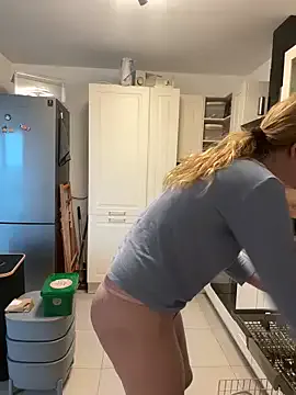 Offline Bikergirl_97 on StripChat