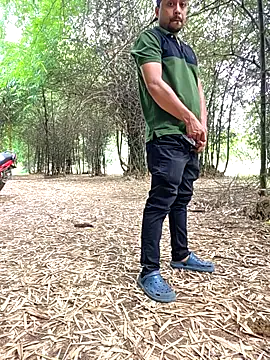 Freechat BindaasBong on StripChat