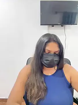 Black_Beauty997 on StripChat