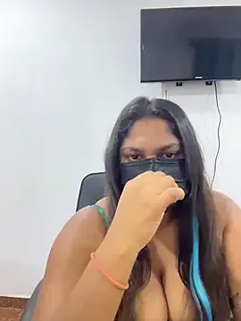 Black_Beauty997 on StripChat