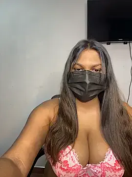 Black_Beauty997 on StripChat