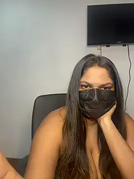 Black_Beauty997 on StripChat