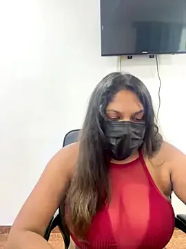 Black_Beauty997 on StripChat