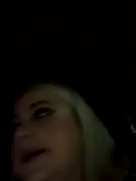 Offline blairbella on StripChat