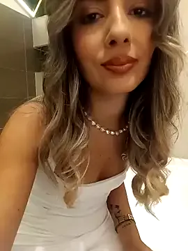 Offline BlaireParker on StripChat