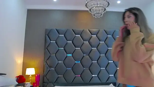 Offline BlaireParker on StripChat