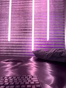 Offline blissdimicco on StripChat