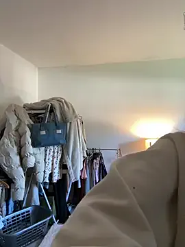 Offline blissdimicco on StripChat