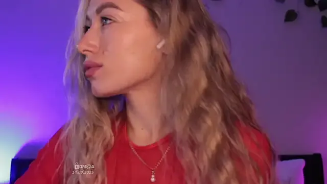 Offline Blondie_Bunny on StripChat