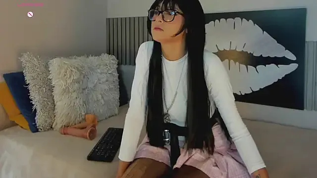 Offline Blue_Sixx on StripChat