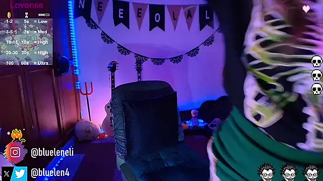 Offline bluelen on StripChat