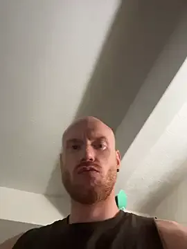 Offline brofcker on StripChat