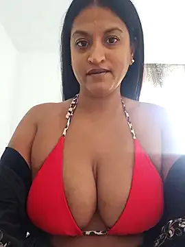 Offline Busty_AriaX on StripChat