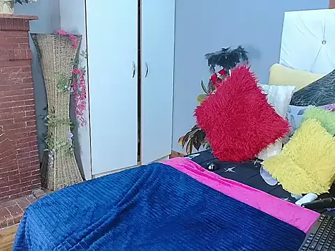 Offline BusyBooty on StripChat