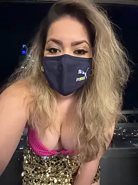 Offline cam_divaa on StripChat