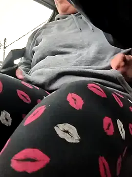 Offline Canadian_BBW on StripChat