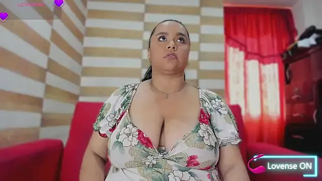 Candy_browm1 on StripChat