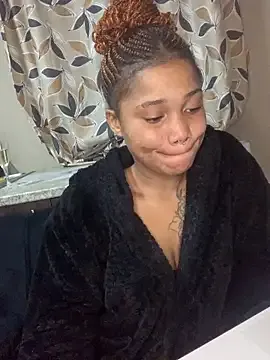 Freechat cardibabe on StripChat