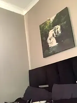 Freechat cardibabe on StripChat