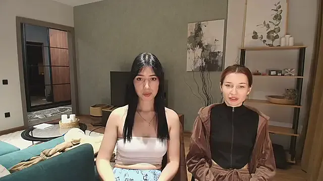 Offline caressyourself on StripChat