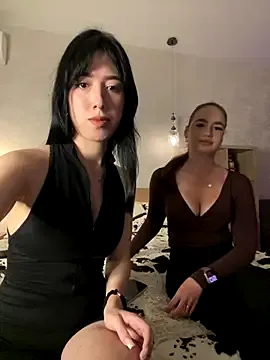 Offline caressyourself on StripChat