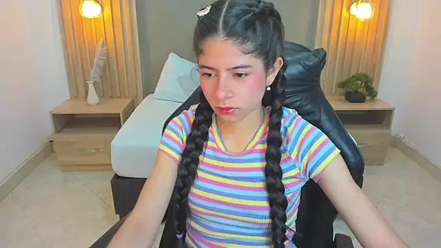 carlina_15 from StripChat is Freechat