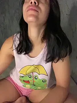 carolsapequinha on StripChat
