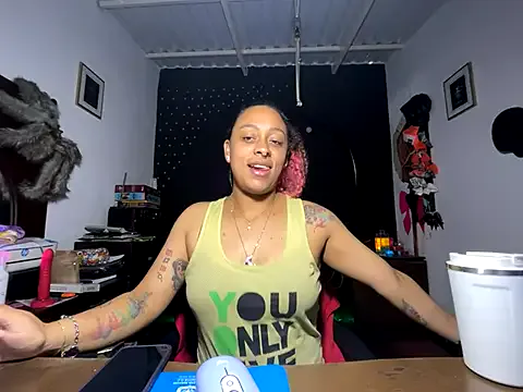 Cata_Blue__ on StripChat