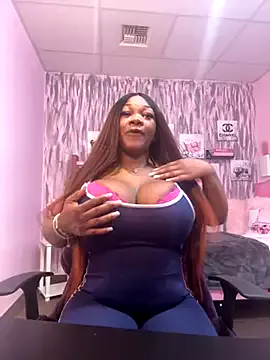 Offline CharismaaBanx on StripChat