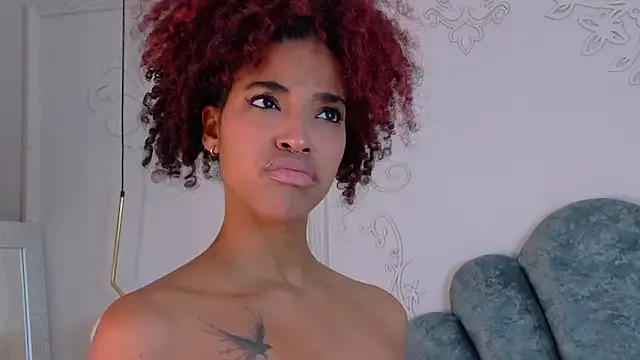 Offline Charlotte-Novac on StripChat